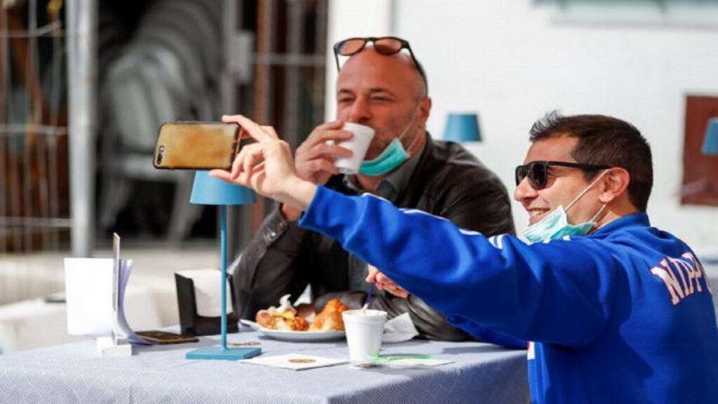 Υπάρχει επιστημονική εξήγηση για την ευαλωτότητα των ανδρών στον κοροναϊό