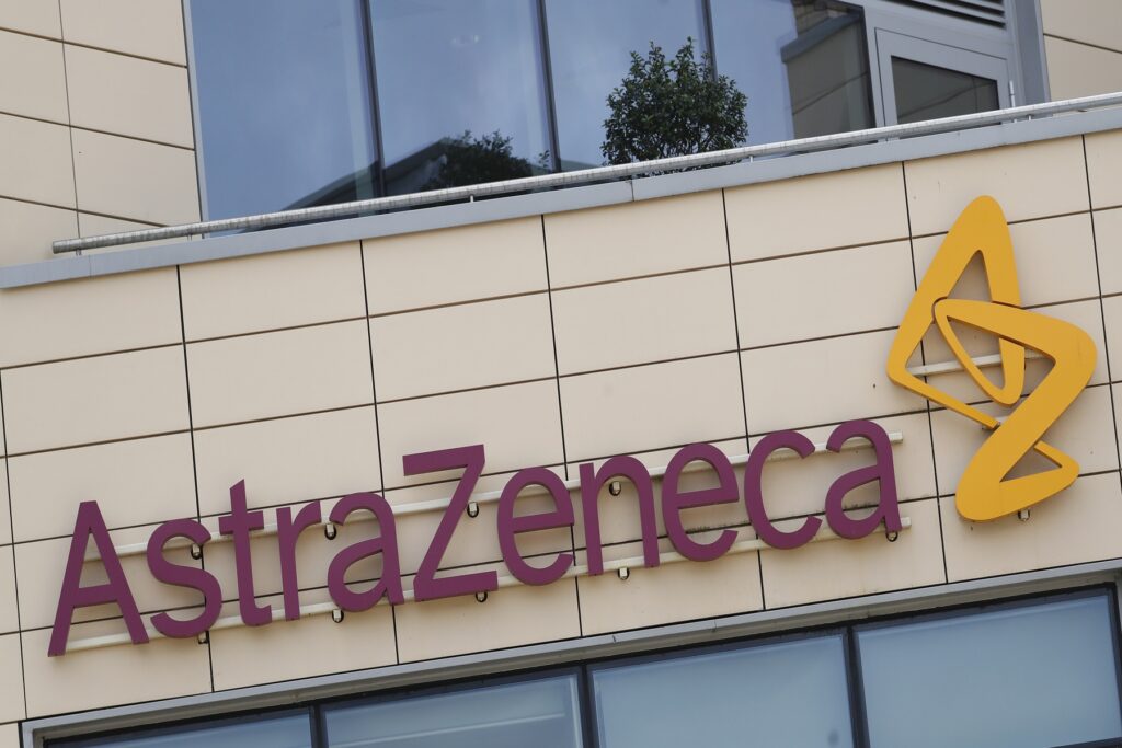 AstraZeneca:  Τρίτη φάση της δοκιμής του εμβολίου για τον κορωνοϊό, σε συνεργασία με το Πανεπιστήμιο της Οξφόρδης