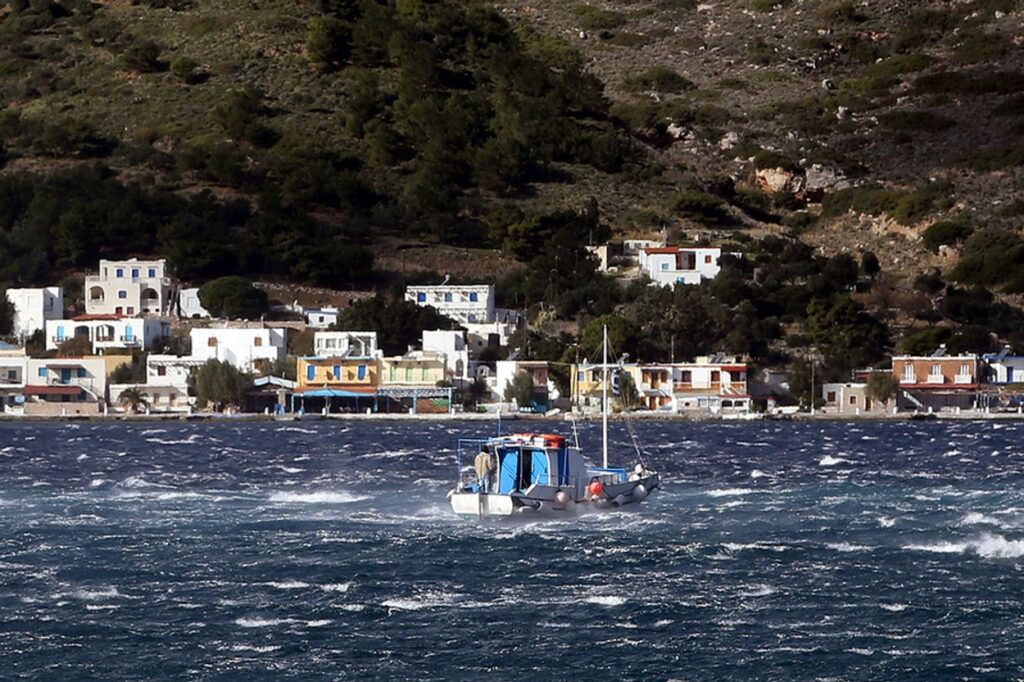 Καθολικό lockdown στην Κάλυμνο