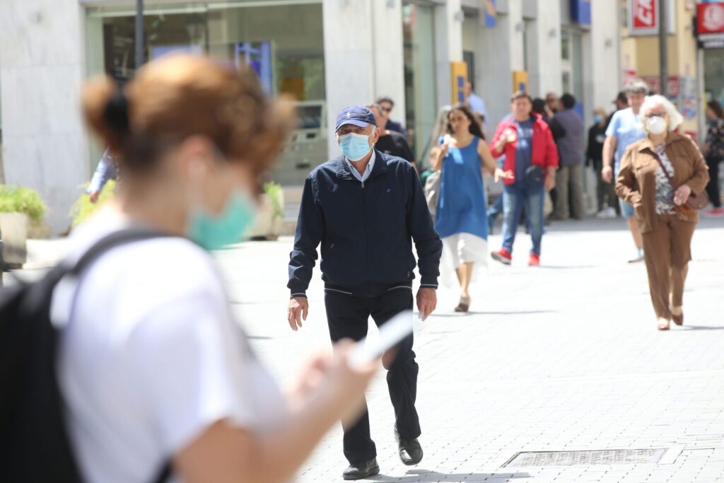 Τα επόμενα 24ωρα κρίνεται η άρση των μέτρων  - Οι 18 