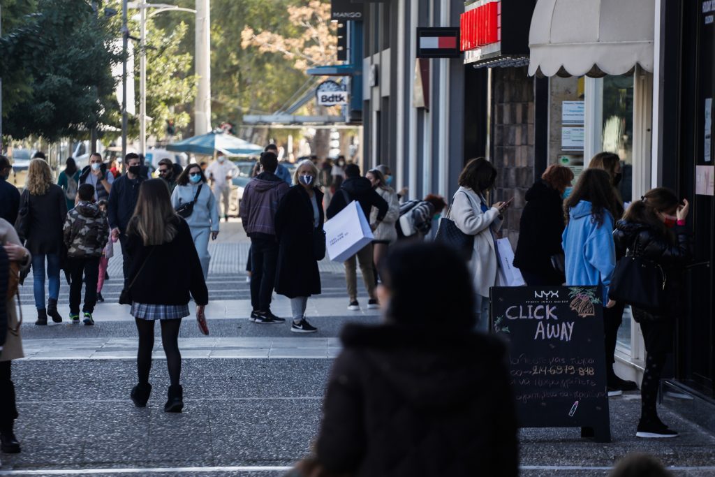 Συνεδριάζουν σήμερα οι λοιμωξιολόγοι - Τι έρχεται για λιανεμπόριο και σχολεία 