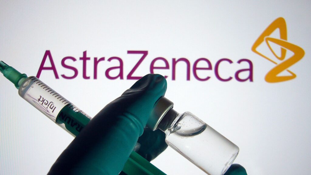 Η AstraZeneca ίσως παραδώσει στην ΕΕ λιγότερα από τα μισά συμφωνημένα εμβόλια