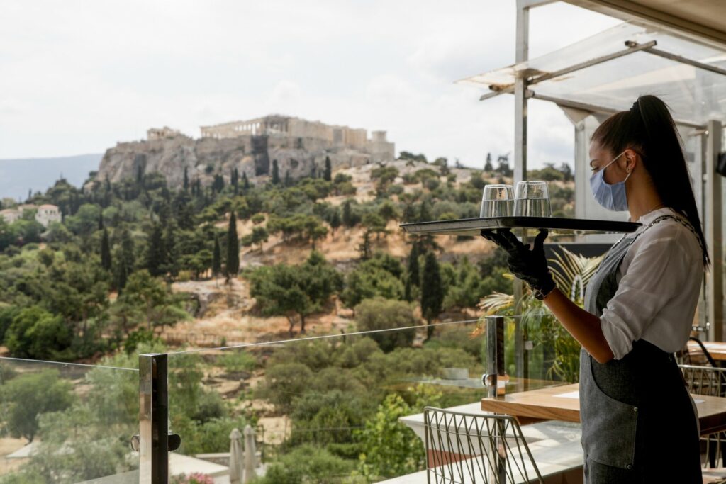 Το σχέδιο άρσης των μέτρων το επόμενο 10ημερο - Τι ανοίγει σταδιακά από το Σάββατο 