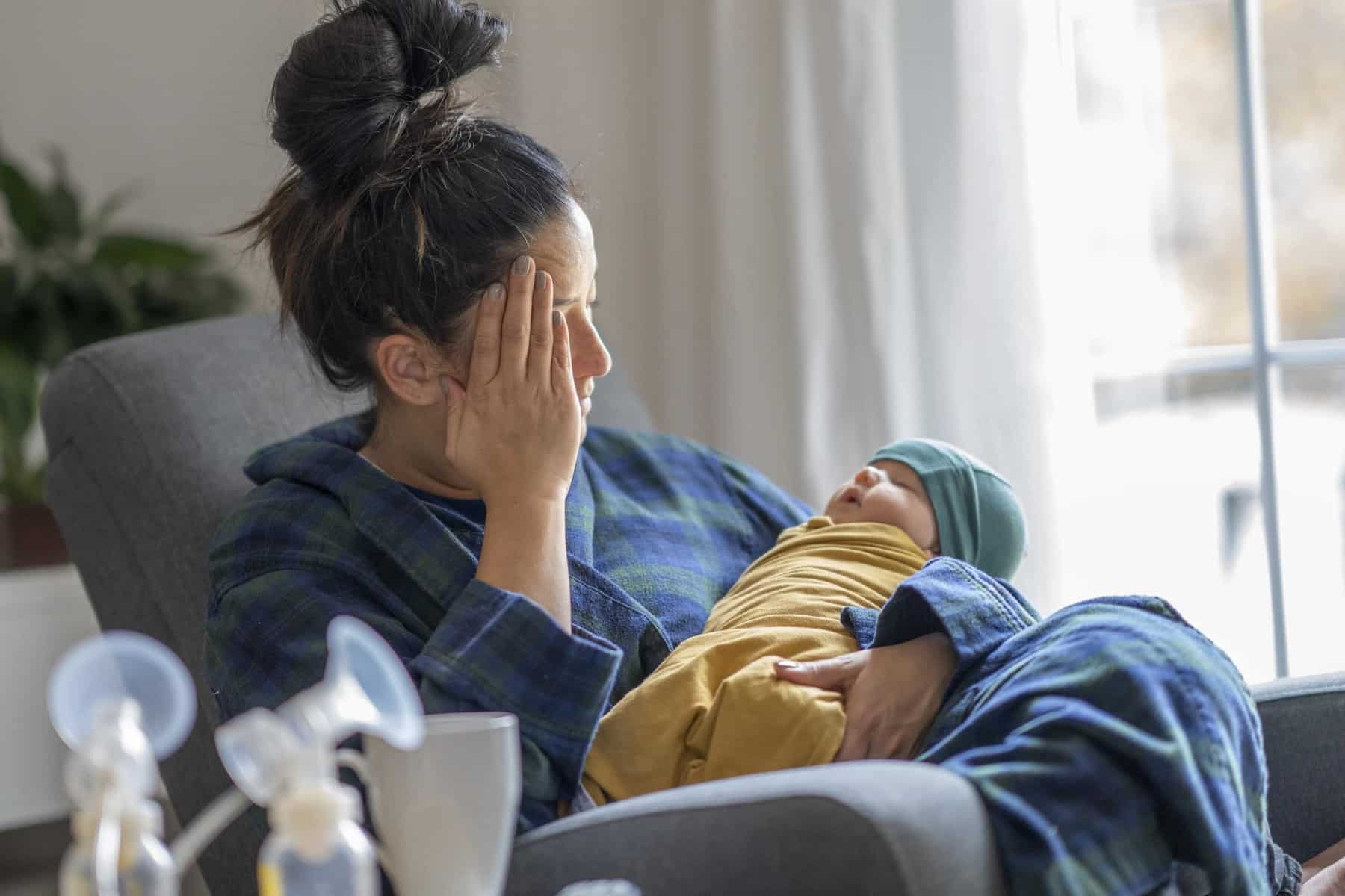 Διαταραχές Ψυχικές ΗΠΑ: Αυξήθηκαν οι επισκέψεις για ψυχιατρική φροντίδα γυναικών μετά τον τοκετό