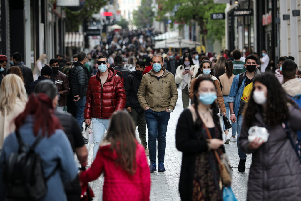 Σε ισχύ από σήμερα τα νέα μέτρα για τους ανεμβολίαστους - Τι αλλάζει 