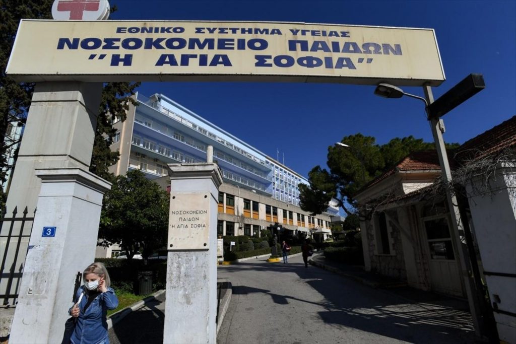 Σε καταστολή ο 14χρονος που κατέρρευσε ενώ έλεγε τα κάλαντα