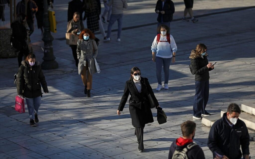 Συναγερμός για την επικράτηση της μετάλλαξης Όμικρον - Τα μέτρα για τους ταξιδιώτες 