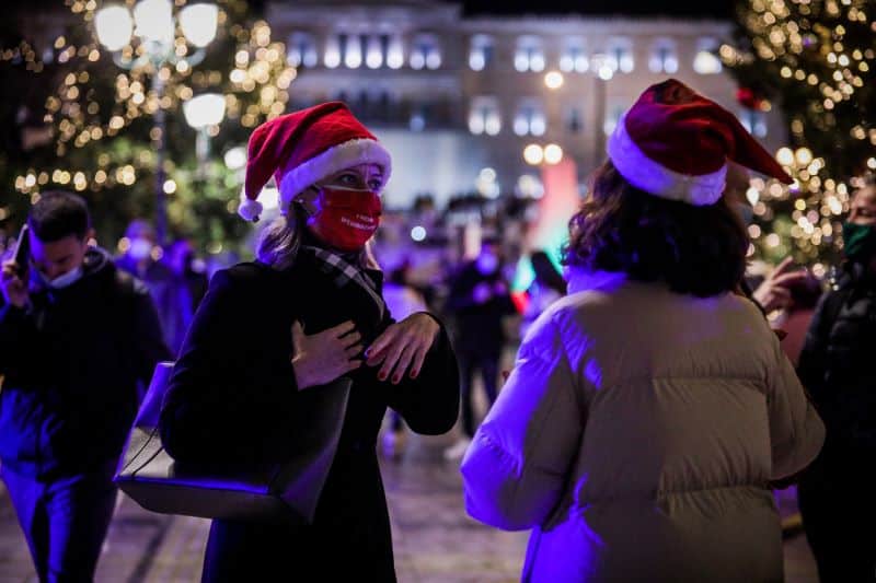 Κορωνοϊός Κρούσματα 24/12: 7.665 νέες λοιμώξεις σήμερα και 94 θάνατοι [πίνακες]