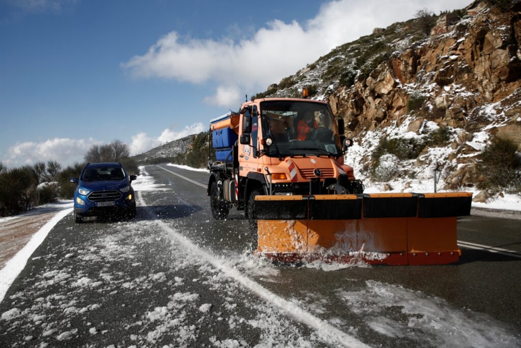 Συνεχίζεται η ταλαιπωρία με την κακοκαιρία