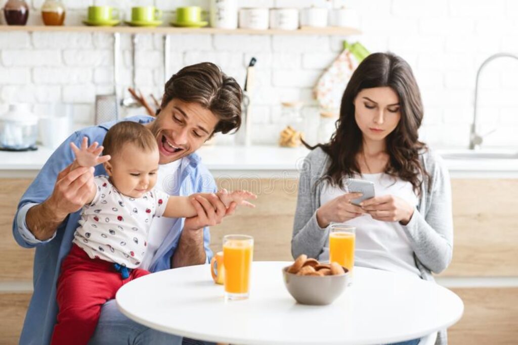 Πώς το Phubbing μπορεί να καταστρέψει μια σχέση;