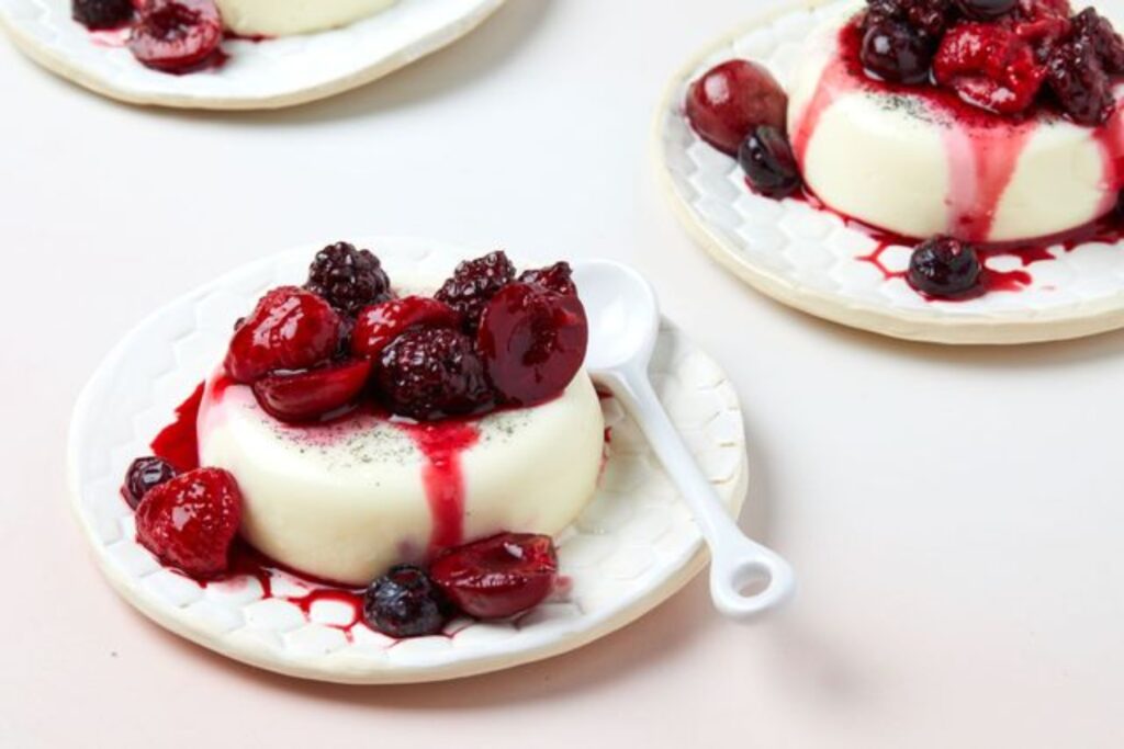 Φτιάχνουμε Panna cotta και τρελαίνουμε τους καλεσμένους μας