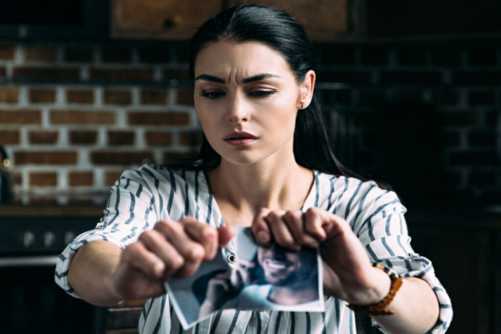 Tips για να ξεπεράσετε γρήγορα τον πρώην σας