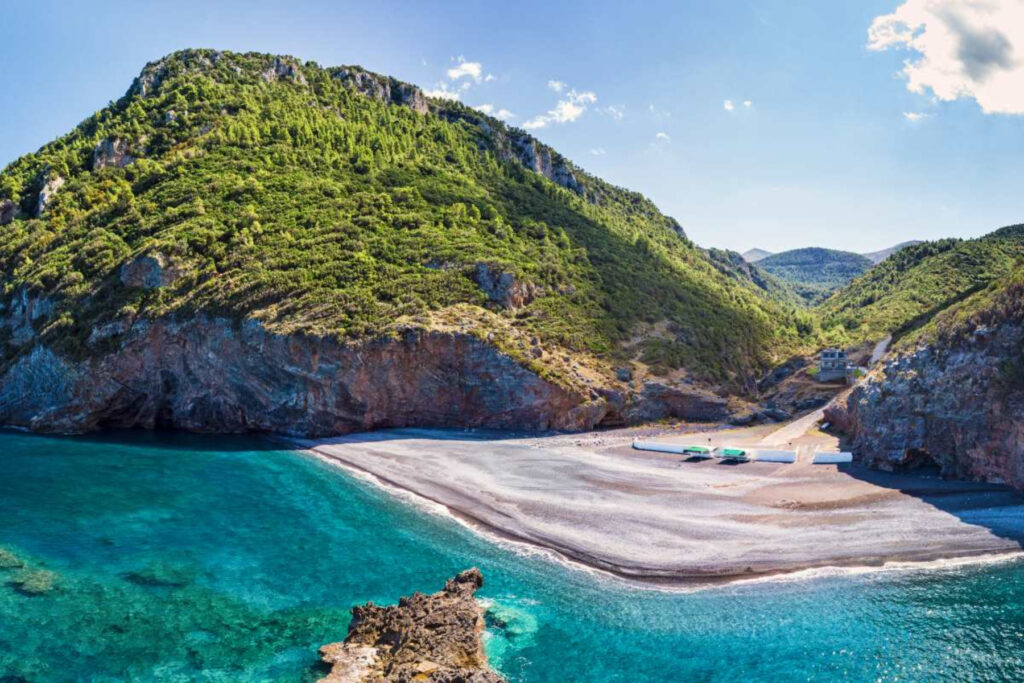 North Evia – Samos Pass: Άνοιξε η πλατφόρμα & εξαντλήθηκαν τα vouchers σε 20 λεπτά