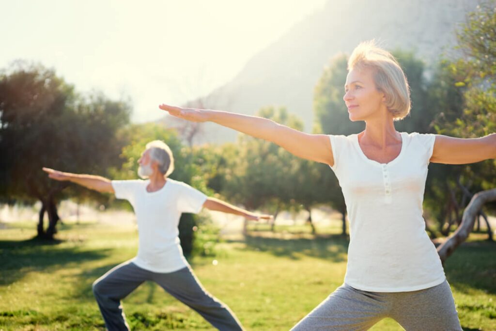 Πώς η yoga μπορεί να βελτιώσει την ψυχική υγεία;