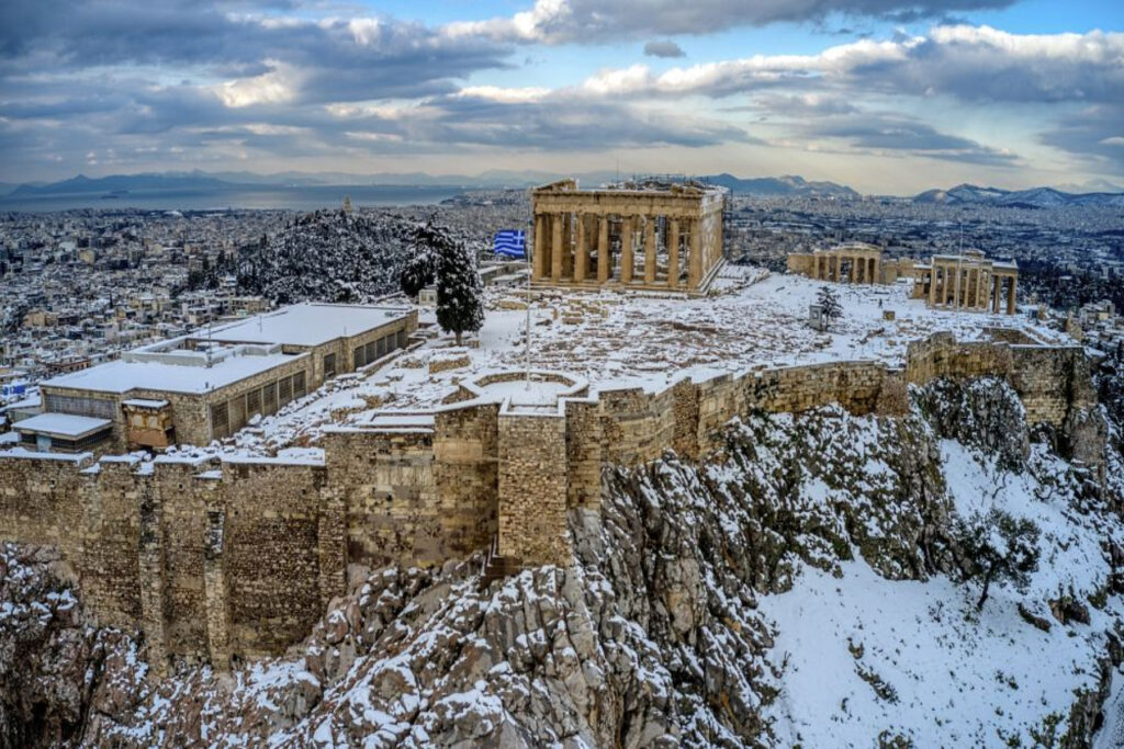 Συνεχίζεται η κακοκαιρία με υψηλό παγετό