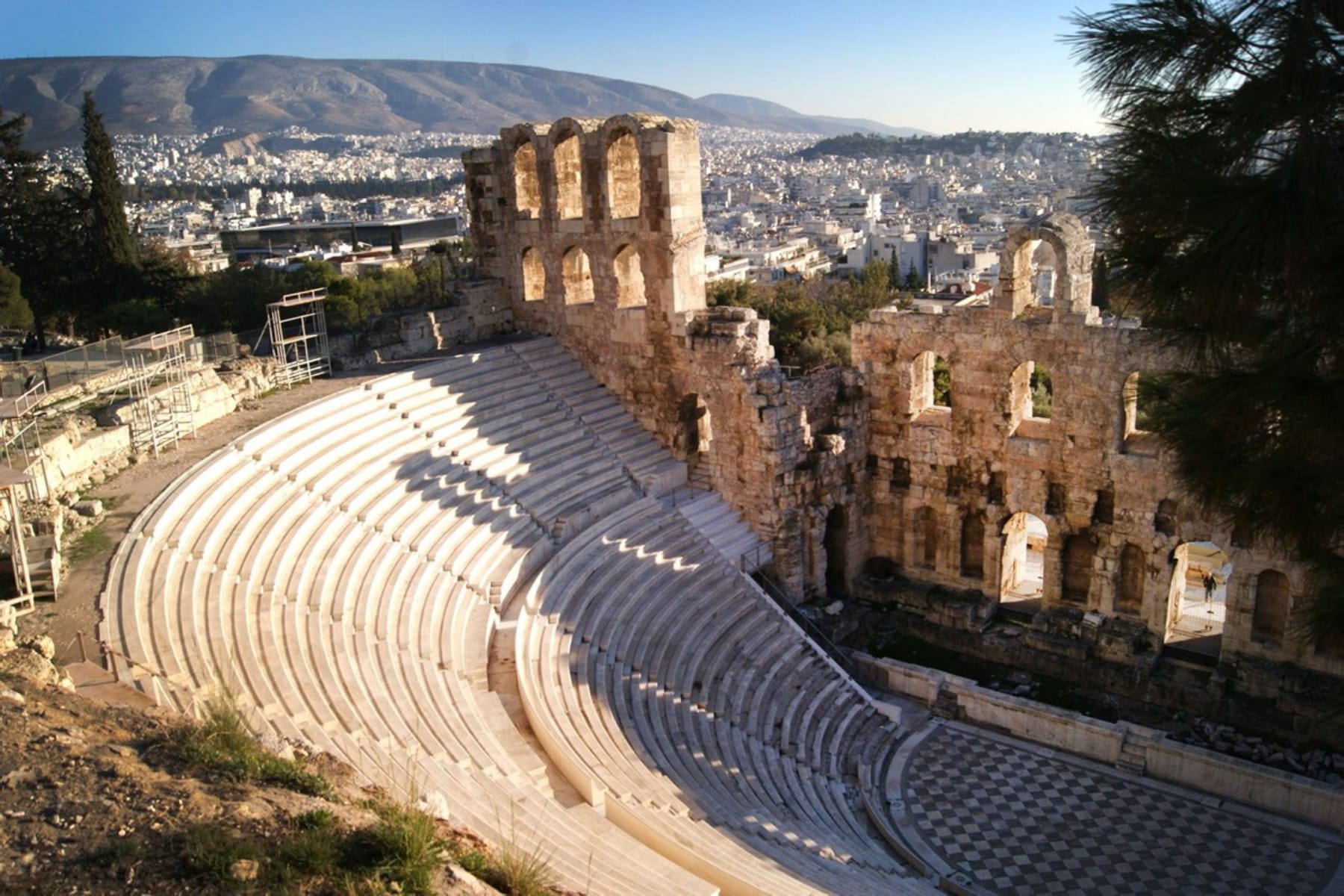 Καιρός: Έως τους 15 βαθμούς θα φτάσει η θερμοκρασία σήμερα στη χώρα