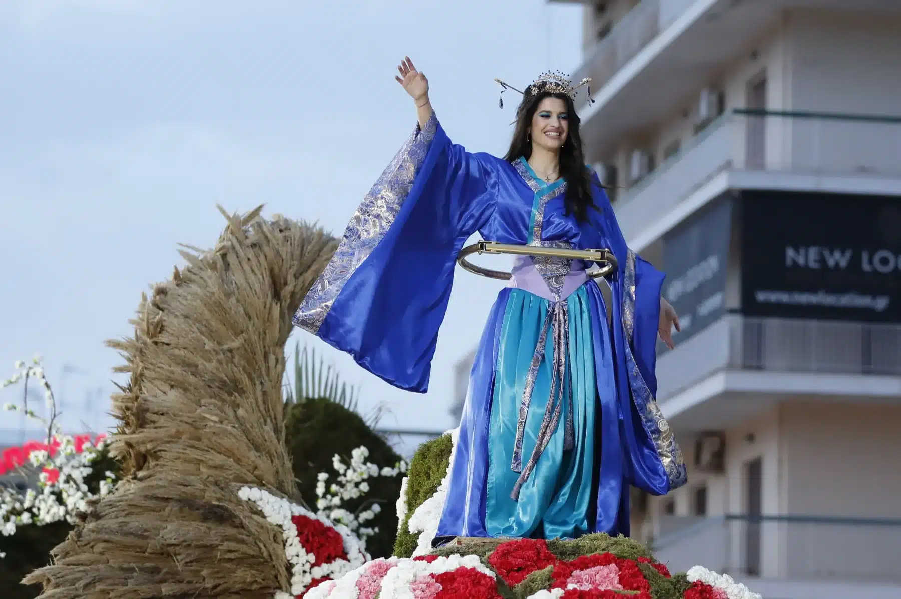 Πάτρα: Live η παρέλαση στην “πρωτεύουσα του καρναβαλιού” [live]