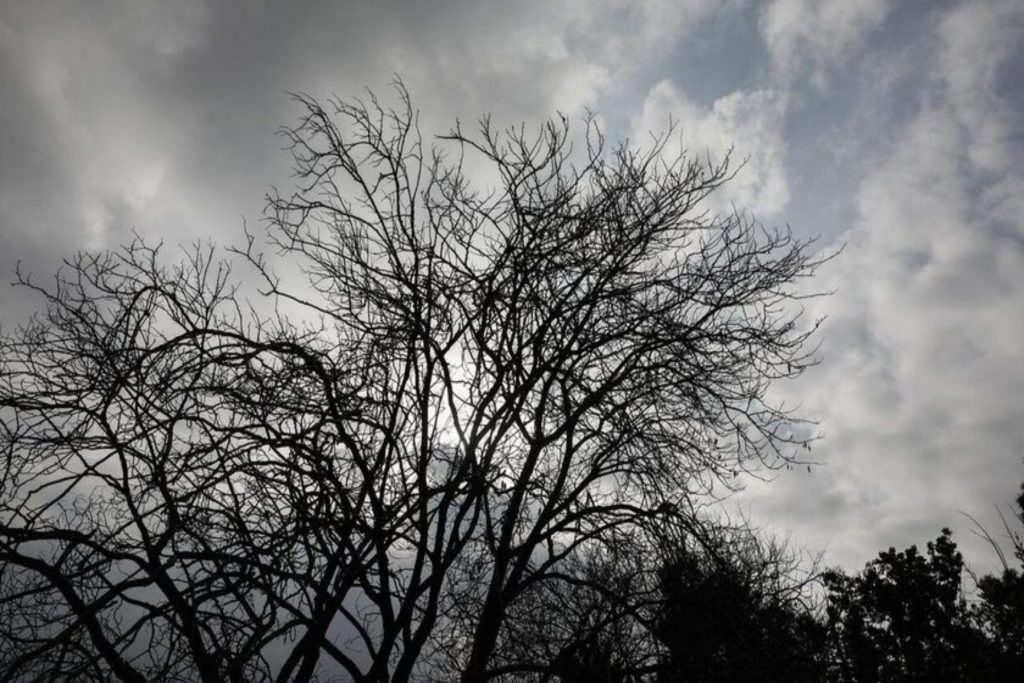 Ύφεση των ακραίων καιρικών φαινομένων τις βραδινές ώρες