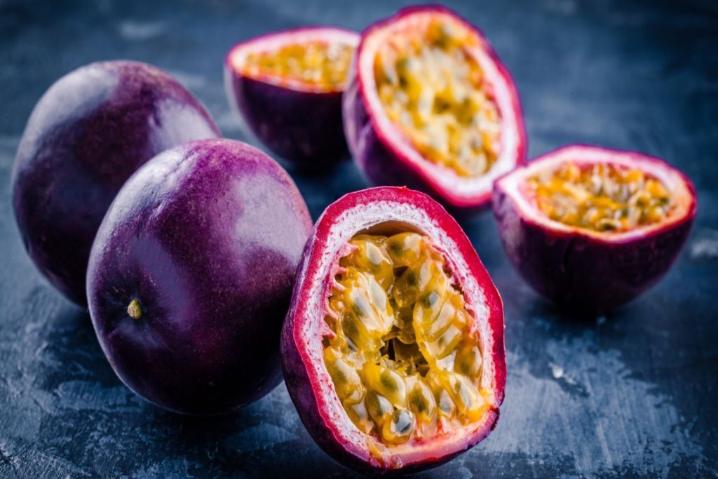Ποια είναι τα οφέλη για την υγεία του passion fruit;