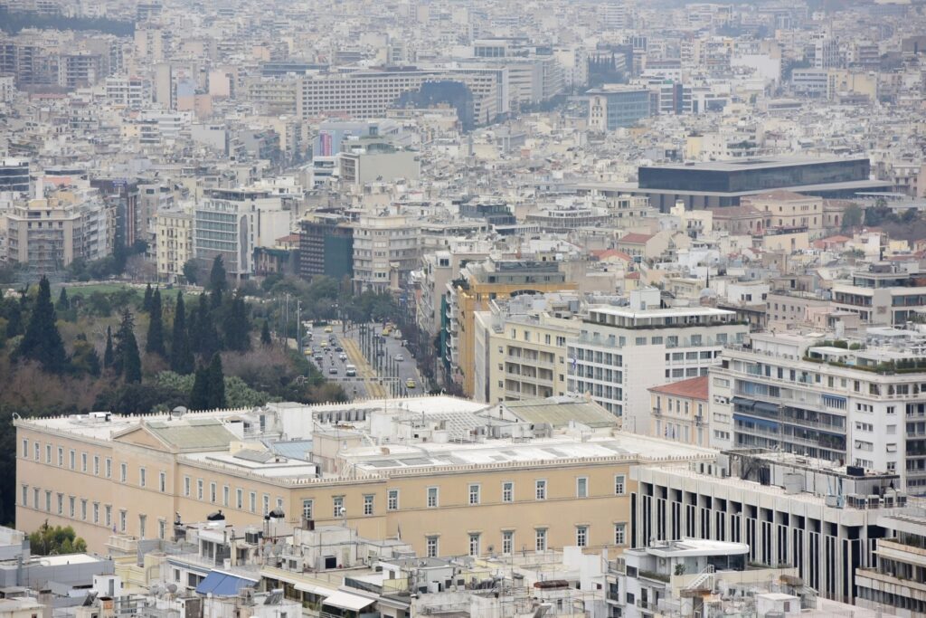 Πτώση θερμοκρασίας και αφρικανική σκόνη σήμερα