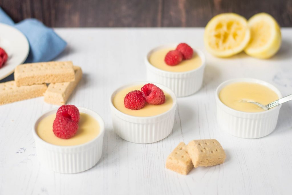 Lemon Posset: Μια κλασική βρετανική πουτίγκα που θα λατρέψετε