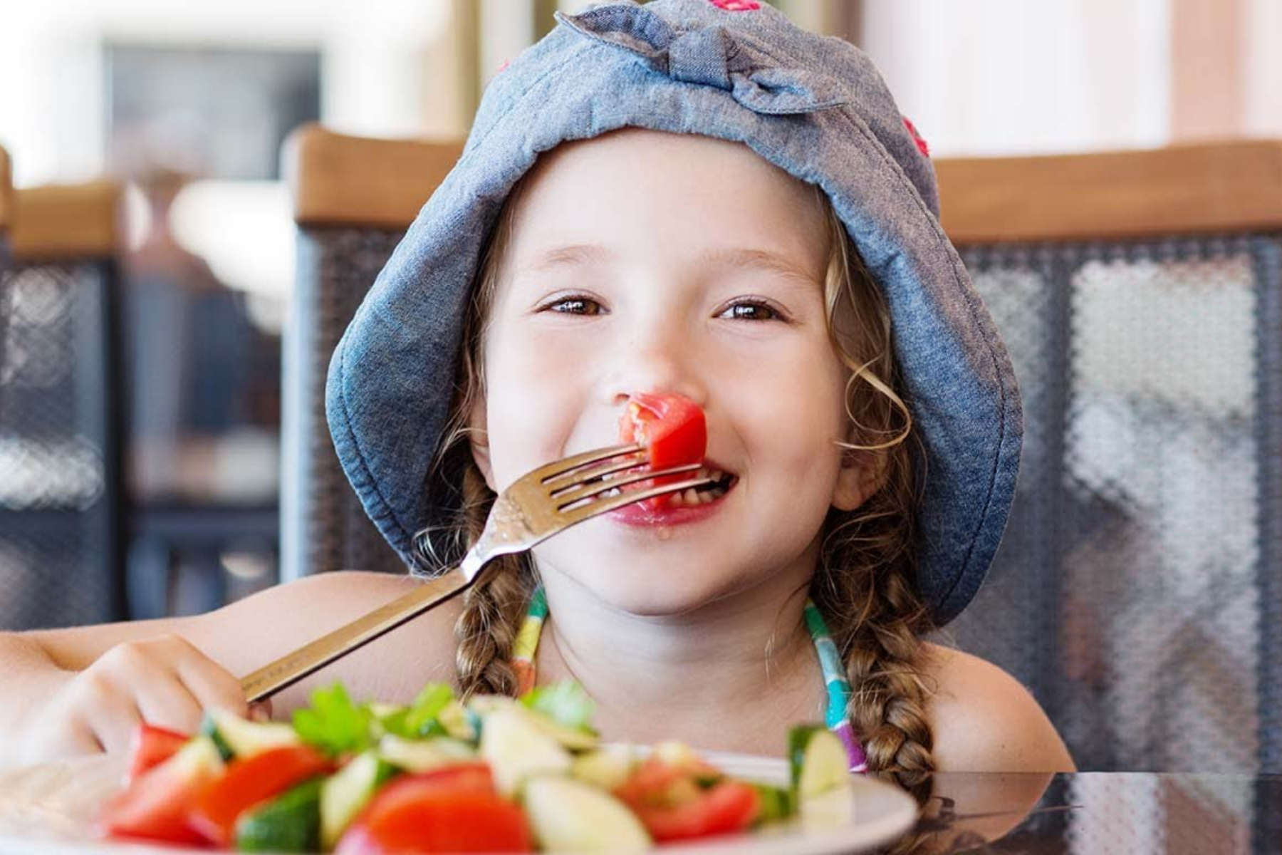 Παιδιά διατροφή: Πώς θα κάνετε τα παιδιά σας να φάνε λαχανικά και φρούτα;