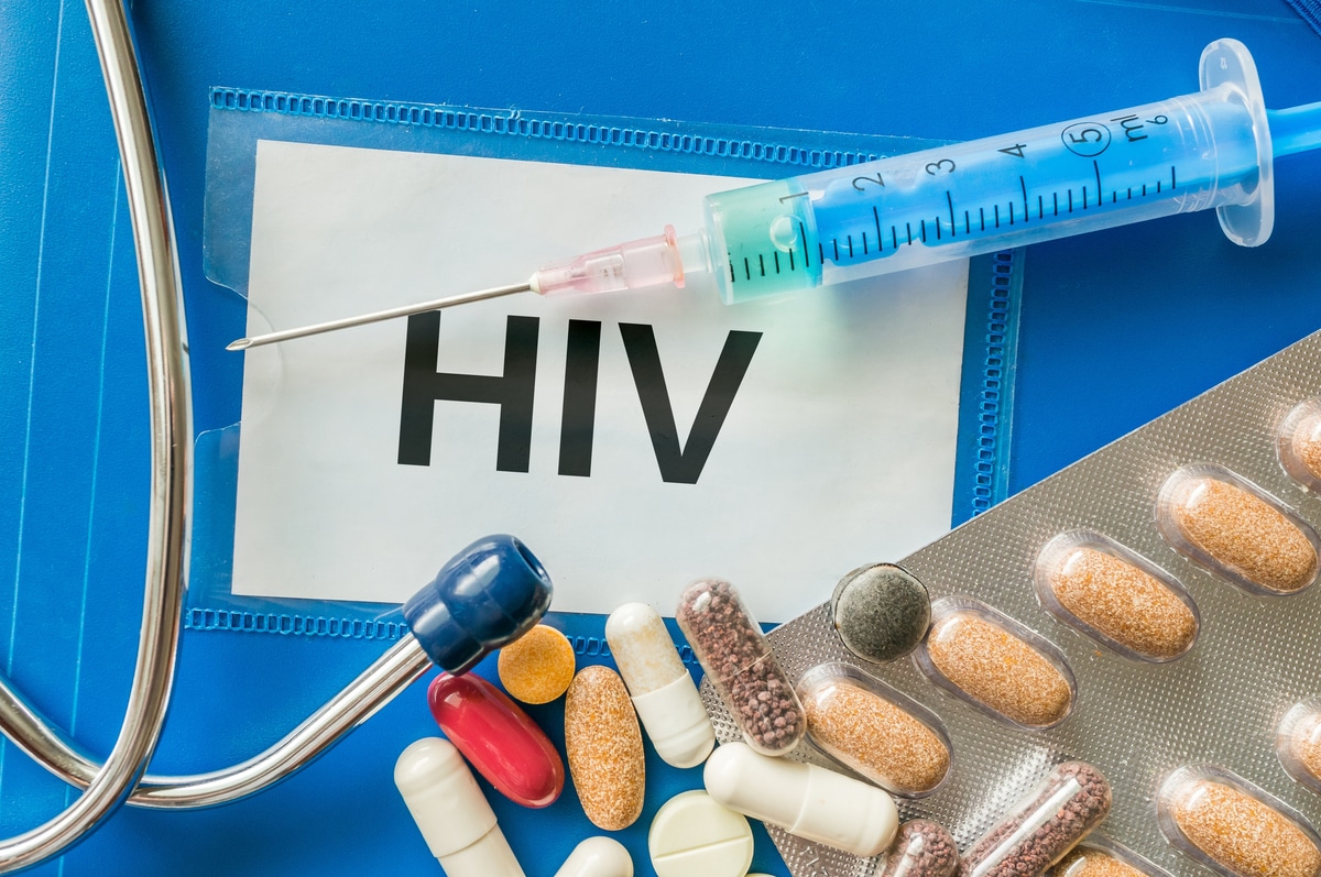 HIV Ενέσιμη ART: Επιτυγχάνει ιολογική καταστολή σε ασθενείς με ανιχνεύσιμα ιικά φορτία και προκλήσεις προσκόλλησης