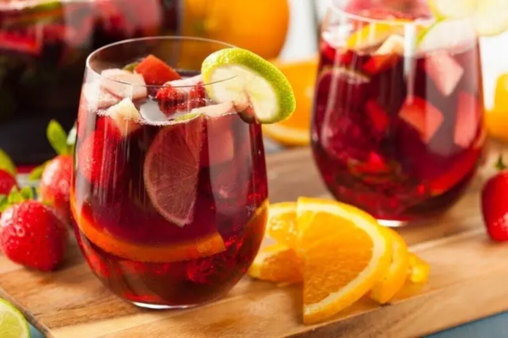 Tinto de verano: Ένα καλοκαιρινό κοκτέιλ με κόκκινο κρασί