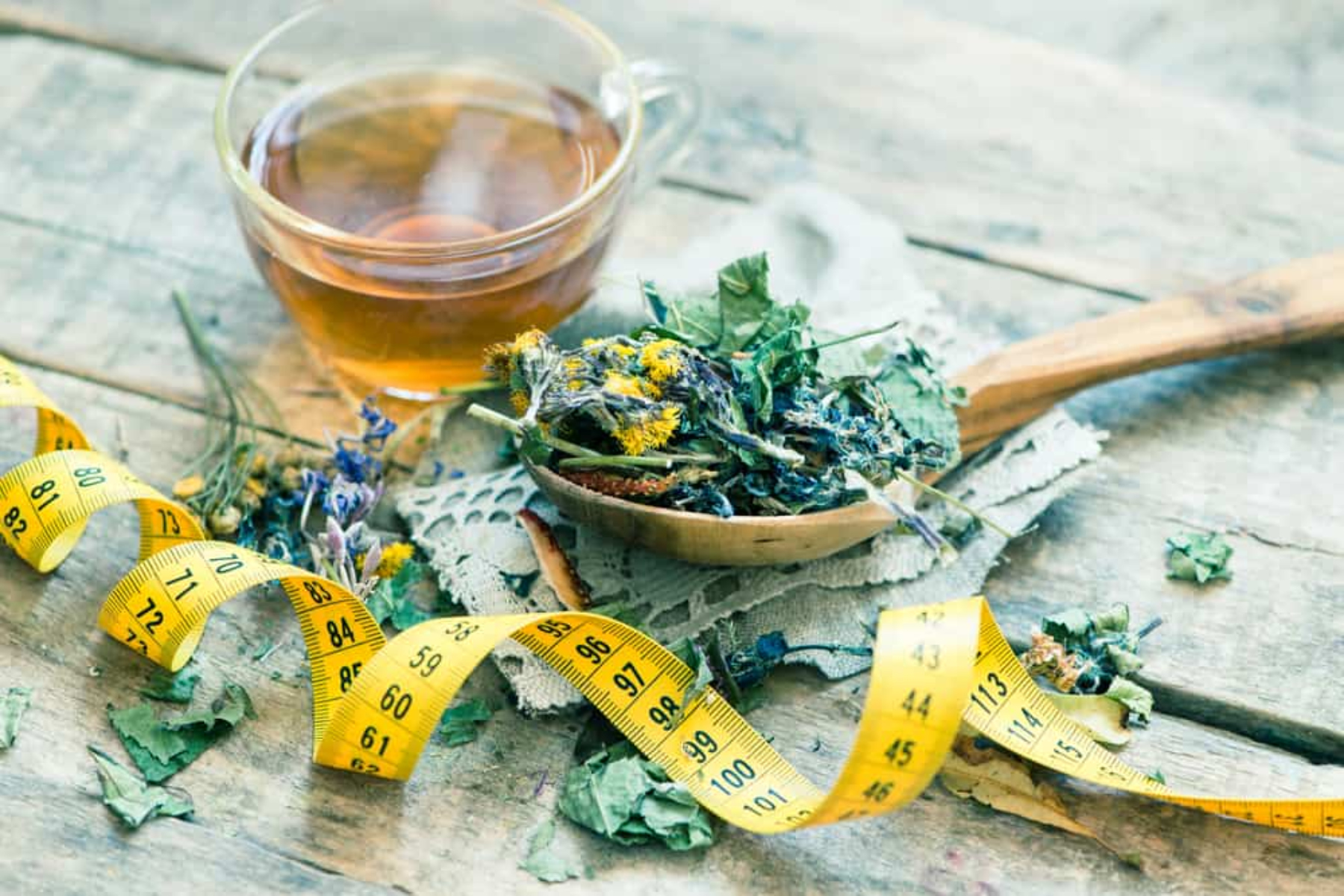 Τσάι αποτοξίνωσης: Δημιουργήστε το δικό σας τσάι αποτοξίνωσης