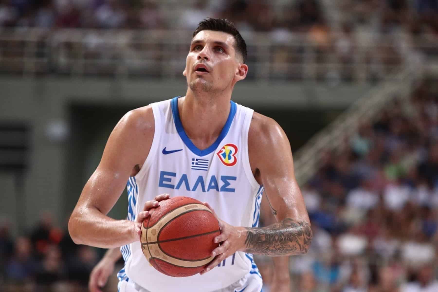 Mundobasket 2023: Πώς ένα ρωγμώδες κάταγμα στερεί από τον Ντίνο Μήτογλου την συμμετοχή;