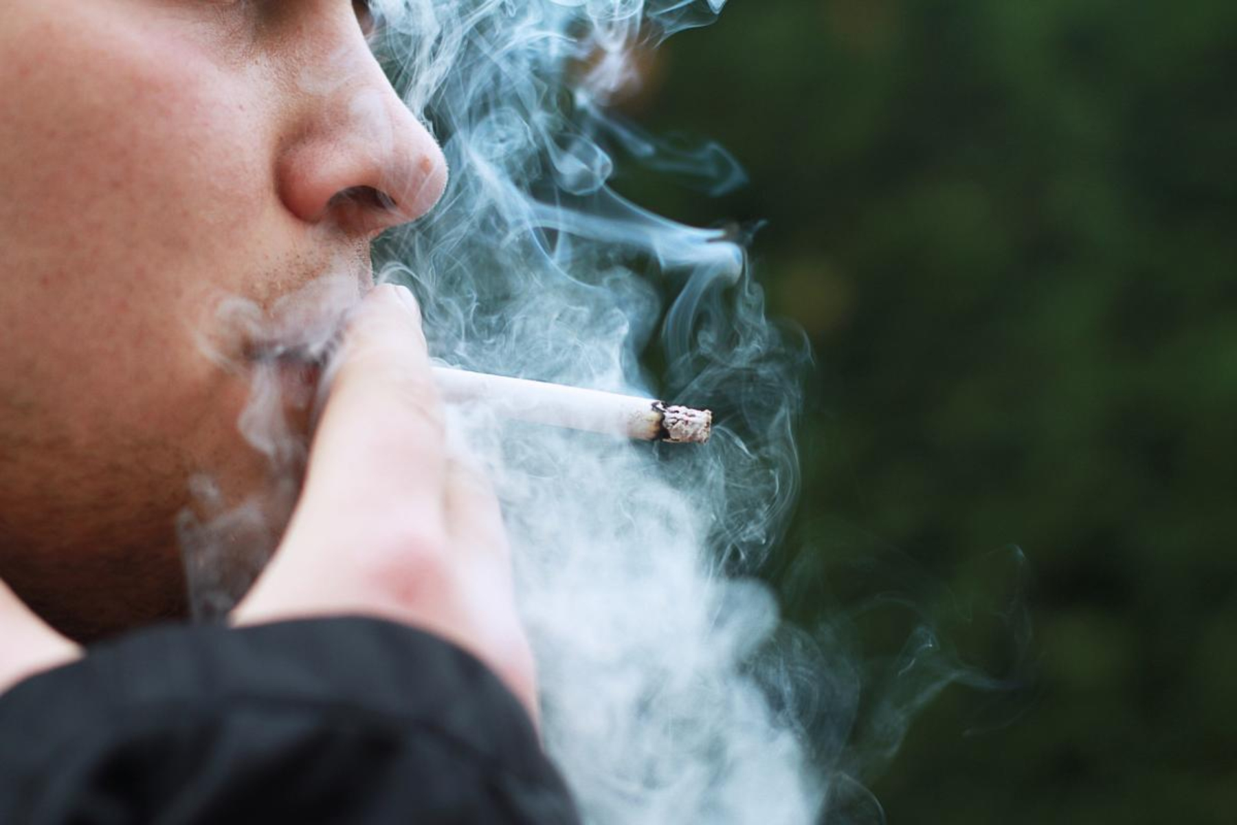 Κάπνισμα: Πώς το κάπνισμα στην εφηβεία επηρεάζει τους μελλοντικούς απογόνους;