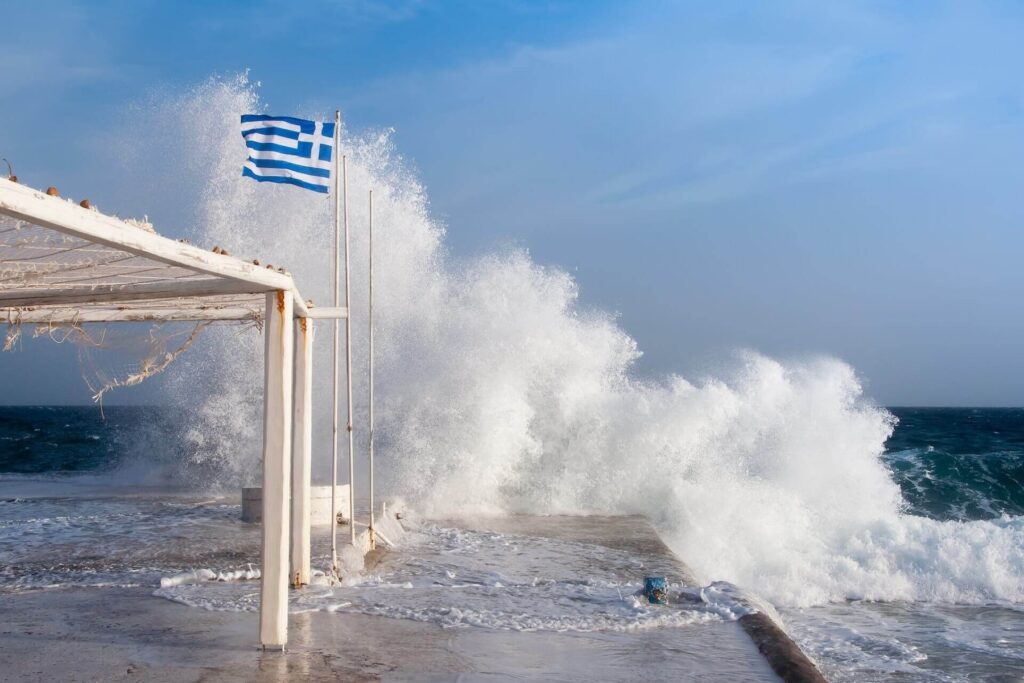 Οι άνεμοι θα φτάσουν τα 10 μποφόρ με ισχυρές βροχές