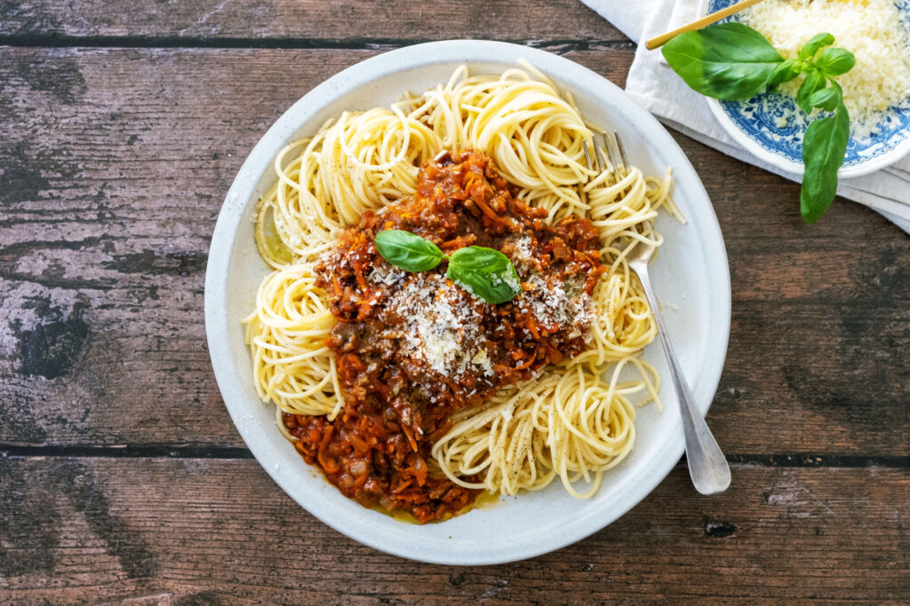 Δημιουργήστε τη δική σας bolognese με σπαγγέτι