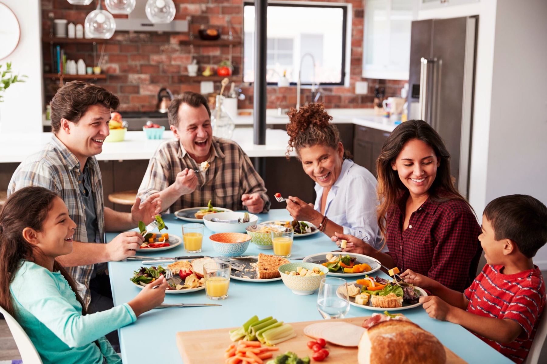 Υγιεινό δείπνο: Πώς να σερβίρετε ένα υγιεινό και θρεπτικό οικογενειακό γεύμα;