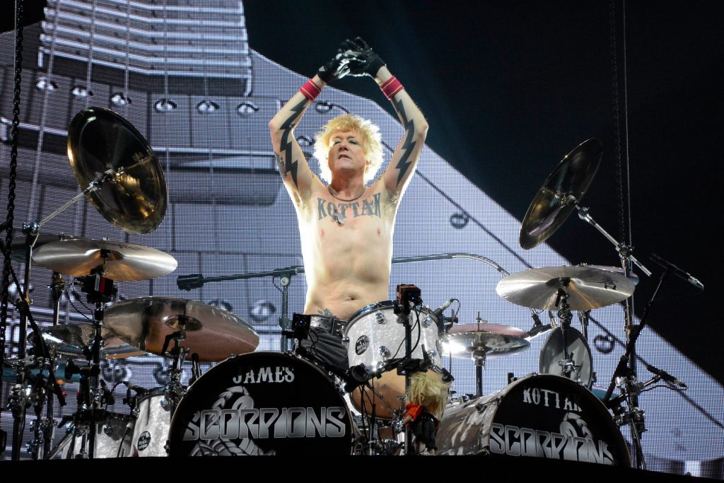 James Kottak: Πέθανε ο μακροβιότερος ντράμερ των Scorpions σε ηλικία 61 ετών