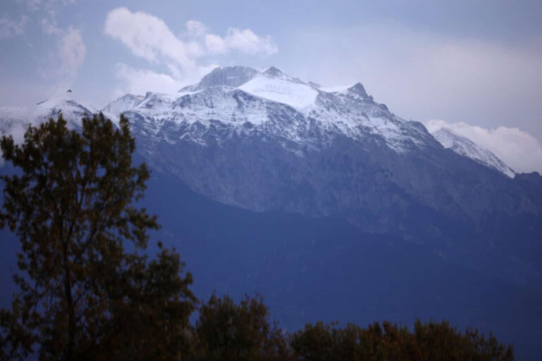 Καιρός 21/01: Πτώση της θερμοκρασίας, βροχές και καταιγίδες