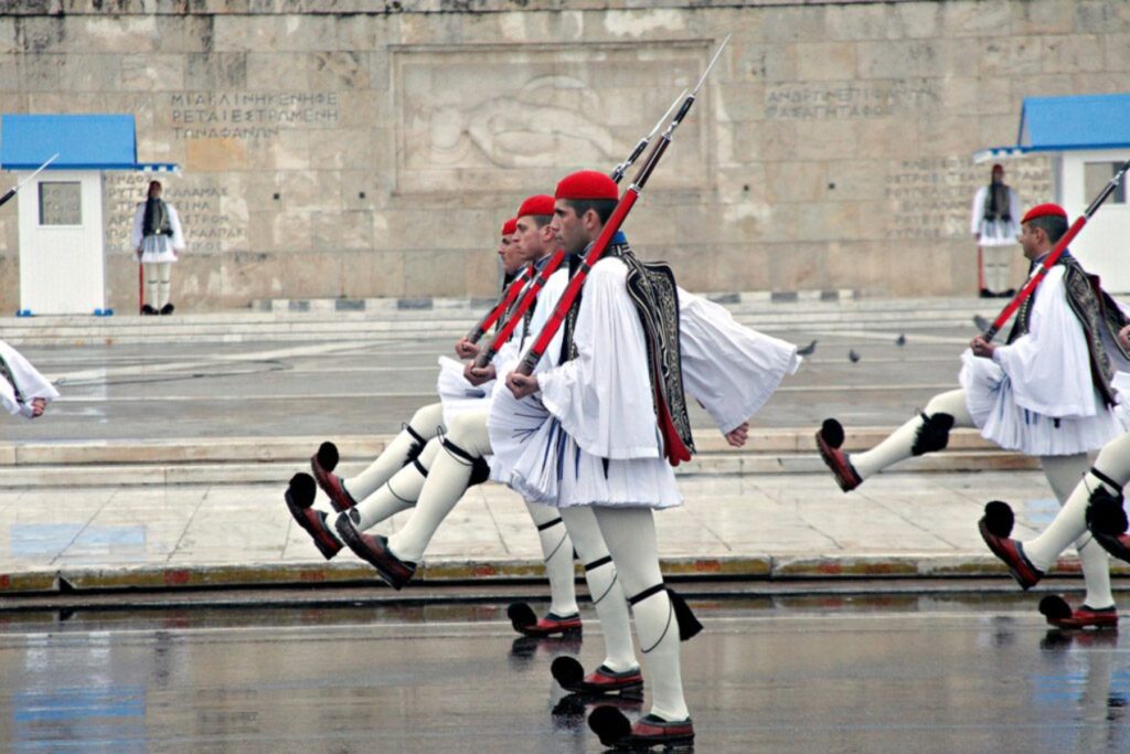 Ευαγγελισμός της Θεοτόκου - Ποιος γιορτάζει σήμερα 25 Μαρτίου;