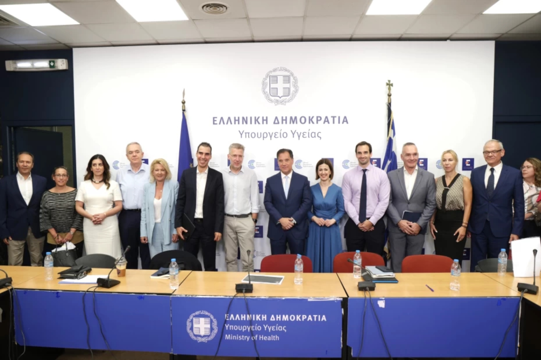 Άδωνις Γεωργιάδης: Συνάντηση του Υπουργού Υγείας με τις διοικήσεις της ΠΕΦ, του ΣΦΕΕ, του PIF και του ΣΑΦΕΕ