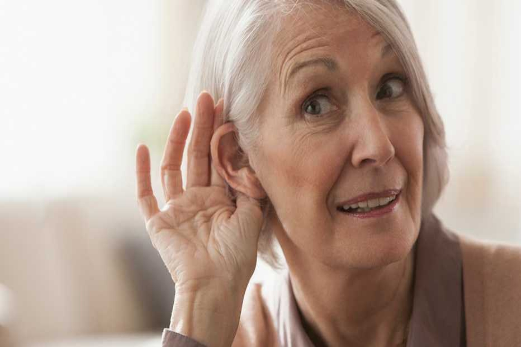 Ακοή έρευνα: 18 εκατομμύρια άνθρωποι στη Βρετανία υποφέρουν από απώλεια ακοής