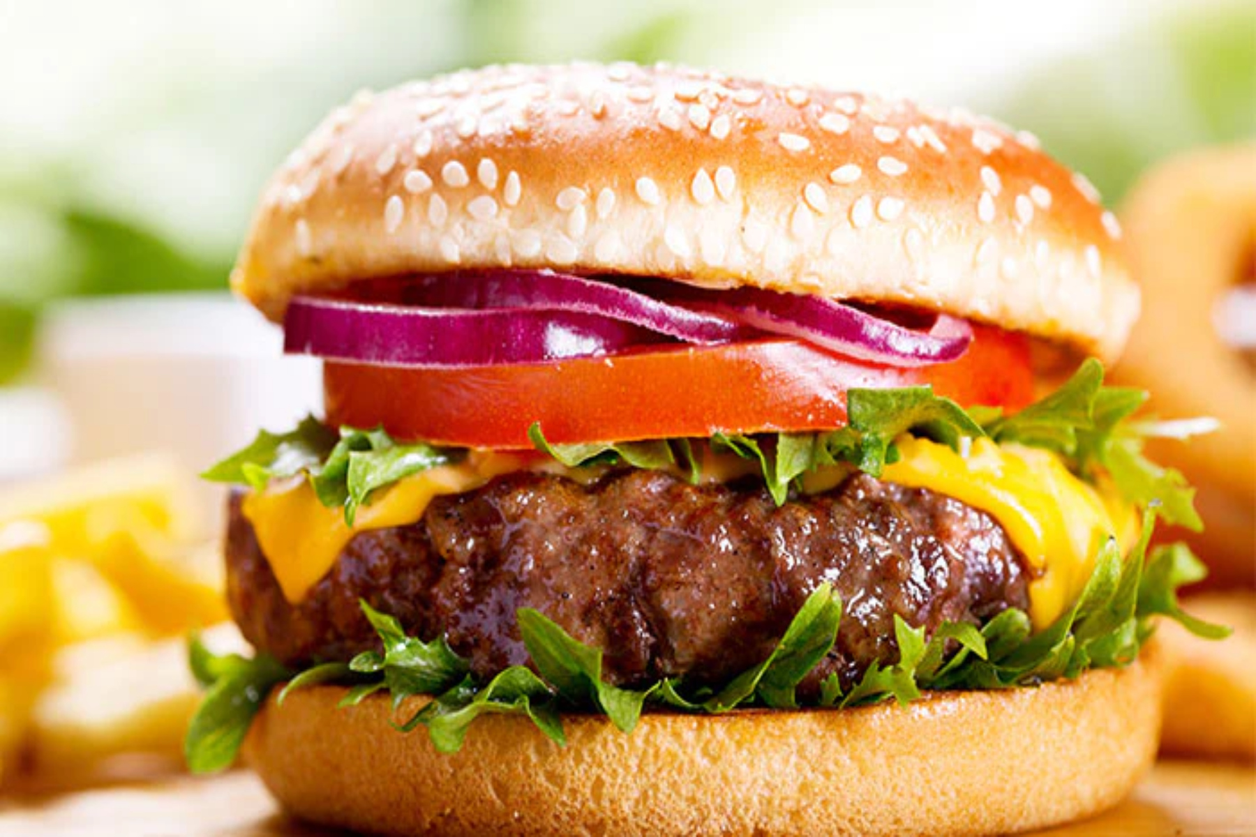Aμερικάνικο φαγητό: Πώς να φτιάξετε το πιο διασημο αμερικάνικο πιάτο, το hamburger!