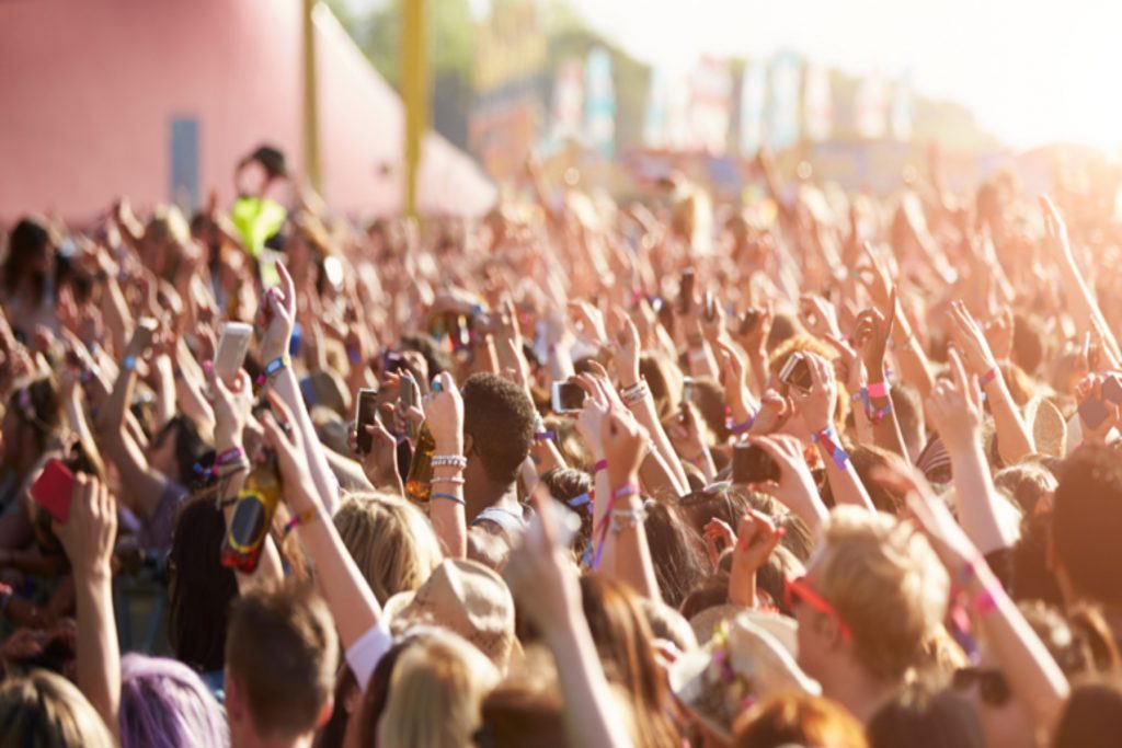 Το 20% των νέων αγνοεί την υγιεινή των χεριών στα φεστιβάλ
