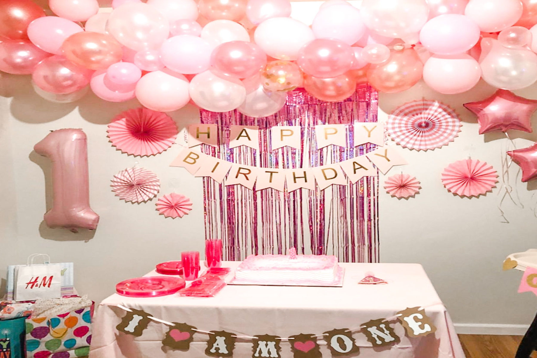 Στολισμός πάρτι: Πώς να στολίσετε το σπίτι σας για τα πρώτα γενέθλια της κόρης σας;