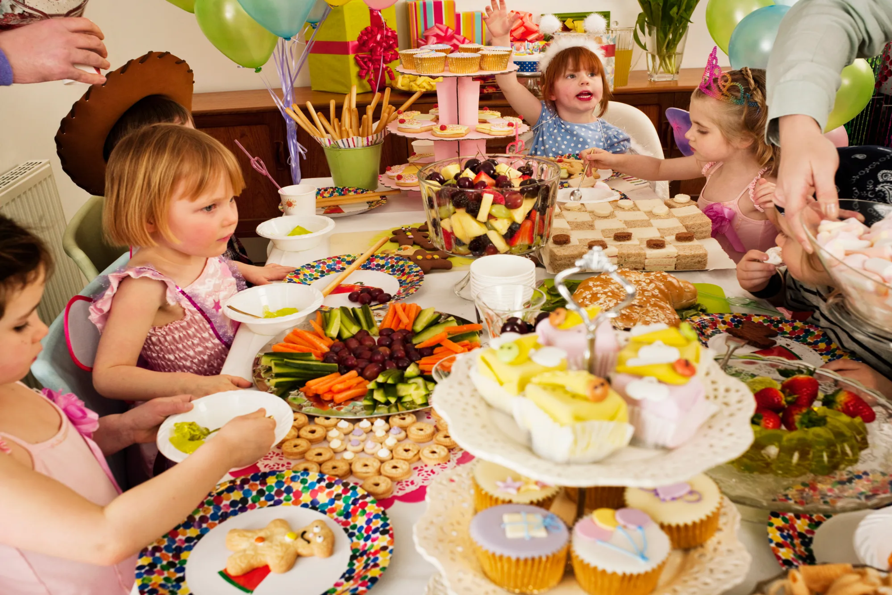 Πάρτι σνακ: Ποια είδη σνακ μπορείτε να φτιάξετε στο πάρτι του παιδιού σας;