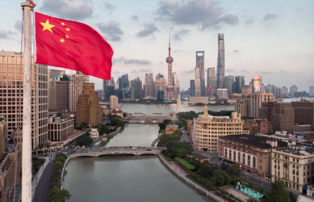 Σχέση μεταξύ των διακυμάνσεων του χρηματιστηρίου και των επισκέψεων στα επείγοντα στην Κίνα