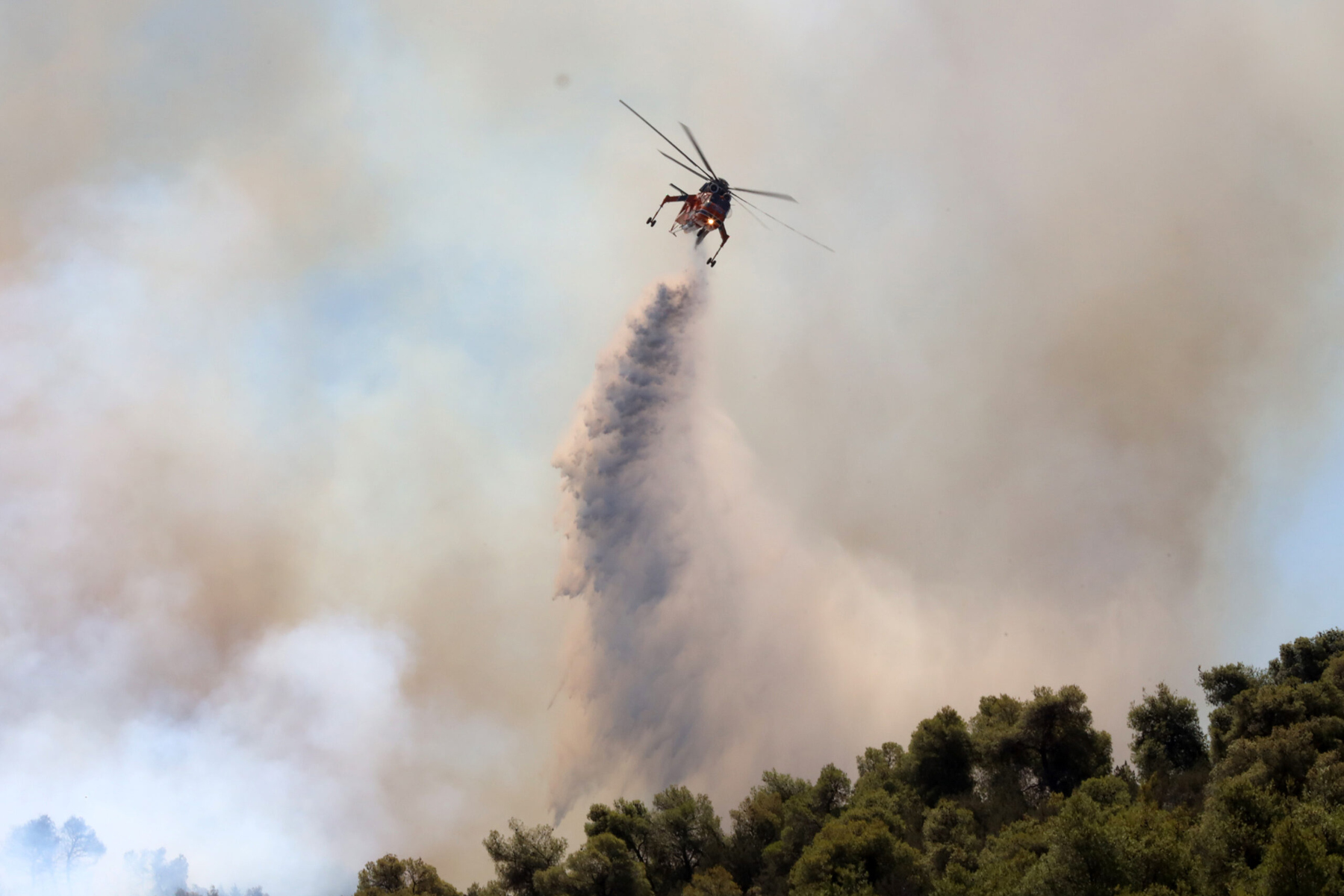 Φωτιά τώρα: Μήνυμα από το 112 στους κατοίκους στα Χαβριάτα Κεφαλονιάς και στο Νεοχώρι Μεσσηνίας