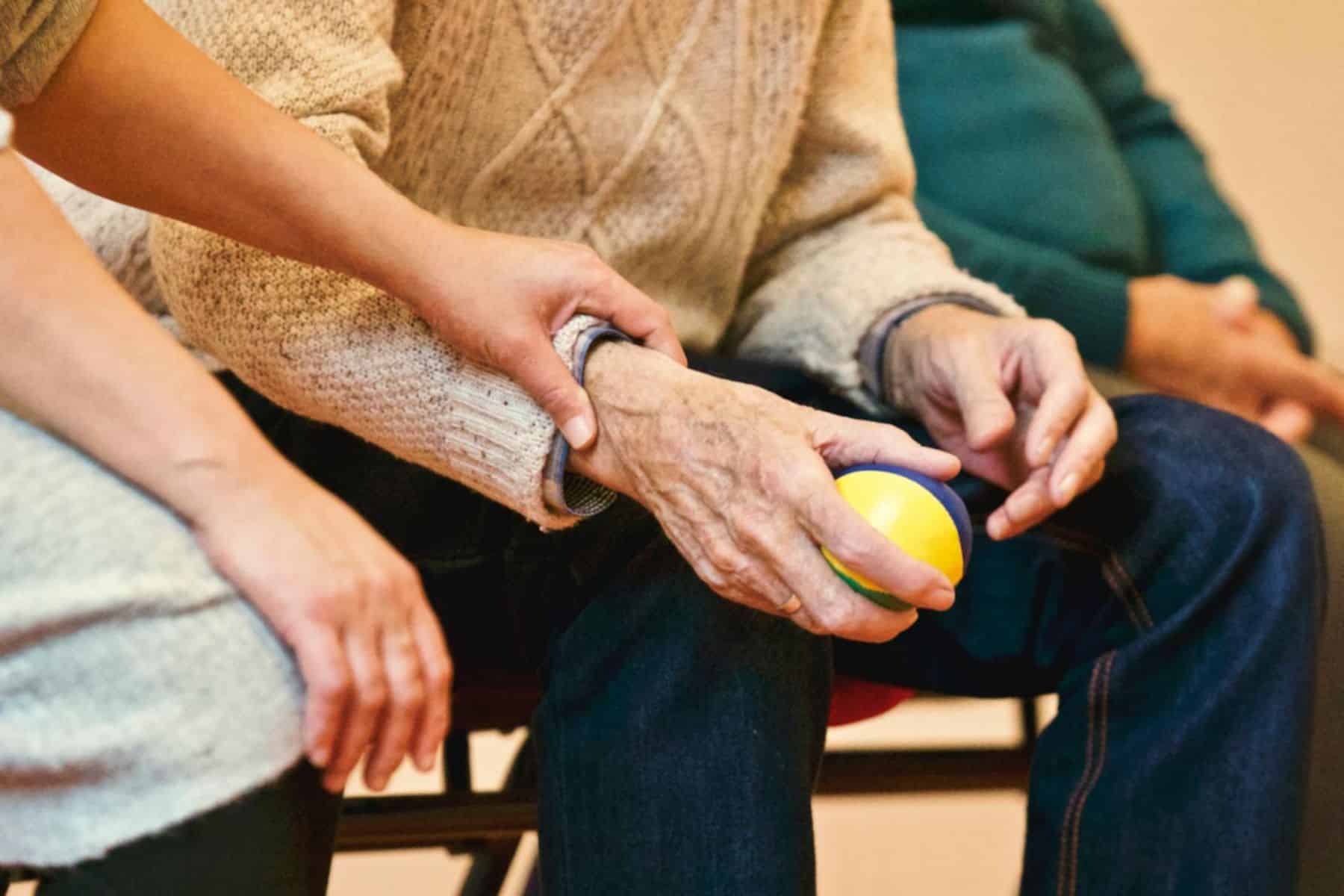 Κατ’ οίκον υγειονομική περίθαλψη: Οι ηλικιωμένοι σε αγροτικές περιοχές έχουν λιγότερη πρόσβαση